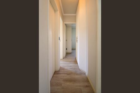 Apartamento para alugar com 72m², 3 quartos e 2 vagas Apartamento para alugar com 72m², 3 quartos e 2 vagasCorredor