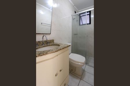 Apartamento para alugar com 72m², 3 quartos e 2 vagas Apartamento para alugar com 72m², 3 quartos e 2 vagasBanheiro social