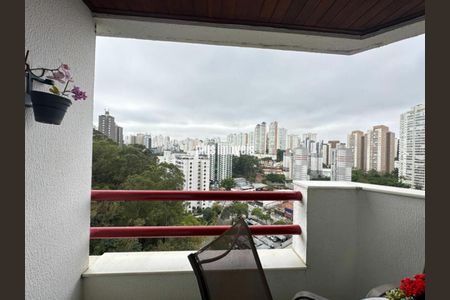 Apartamento para alugar com 72m², 3 quartos e sem vaga
