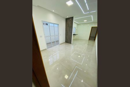 Casa à venda com 2 quartos, 62m² em Jardim Mirante, Várzea Paulista