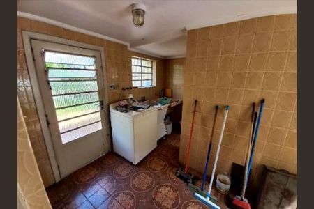 Casa à venda com 328m², 4 quartos e 4 vagasLAVANDERIA