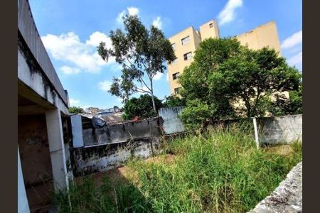 Casa à venda com 328m², 4 quartos e 4 vagasAREA EXTERNA