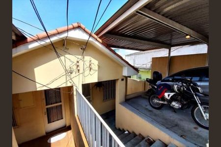 GARAGEM de casa à venda com 4 quartos, 328m² em Jaguaré, São Paulo