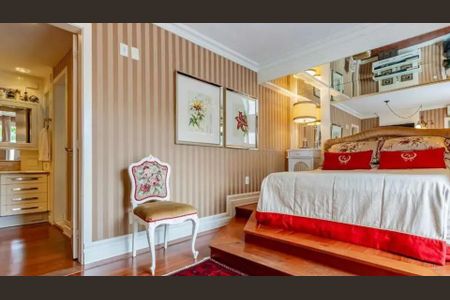 Casa à venda com 307m², 3 quartos e 2 vagasQuarto