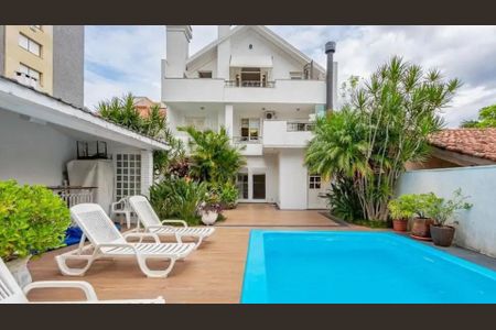 Casa à venda com 307m², 3 quartos e 2 vagasÁrea externa