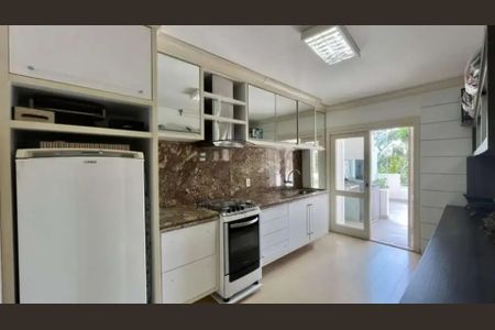 Casa à venda com 307m², 3 quartos e 2 vagasCozinha