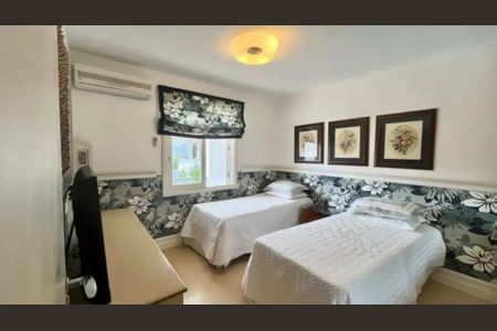 Casa à venda com 307m², 3 quartos e 2 vagasQuarto