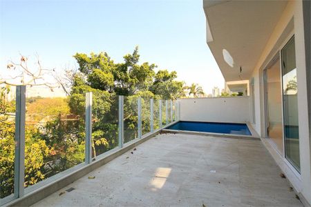 Casa à venda com 4 quartos, 328m² em Jardim Petropolis, São Paulo