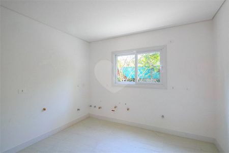 Casa à venda com 4 quartos, 328m² em Jardim Petropolis, São Paulo