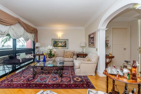 Apartamento para alugar com 4 quartos, 198m² em Indianópolis, São Paulo