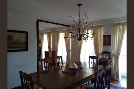 Casa à venda com 4 quartos, 478m² em Jardim Guedala, São Paulo