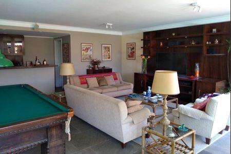 Casa à venda com 4 quartos, 478m² em Jardim Guedala, São Paulo