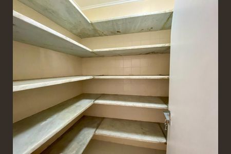 Apartamento à venda com 296m², 4 quartos e 3 vagas