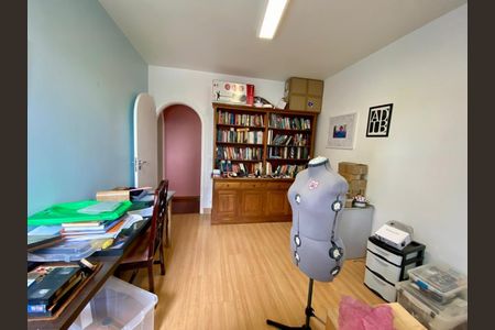 Apartamento à venda com 296m², 4 quartos e 3 vagas