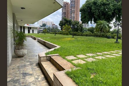 Apartamento à venda com 296m², 4 quartos e 3 vagas