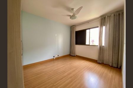 Apartamento à venda com 296m², 4 quartos e 3 vagas