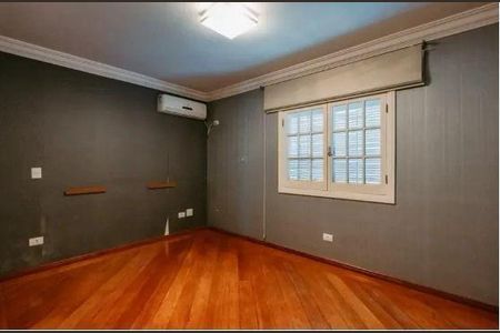 Casa à venda com 4 quartos, 458m² em Alphaville, Santana de Parnaíba