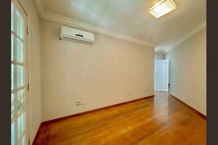 Casa à venda com 4 quartos, 458m² em Alphaville, Santana de Parnaíba