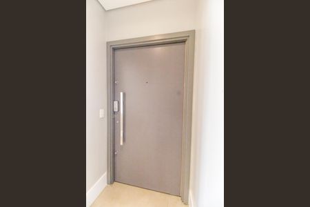 Apartamento para alugar com 172m², 3 quartos e 3 vagas Apartamento para alugar com 172m², 3 quartos e 3 vagasEntrada