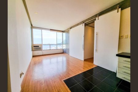 Apartamento à venda com 2 quartos, 56m² em Jardim Botânico, Rio de Janeiro