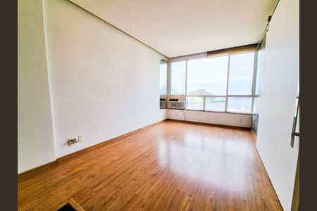 Apartamento à venda com 2 quartos, 56m² em Jardim Botânico, Rio de Janeiro