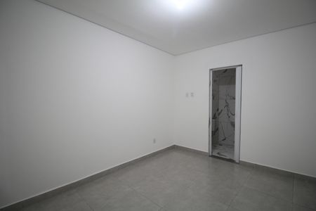 Casa para alugar com 1 quarto, 39m² em Parque Pinheiros, Taboão da Serra