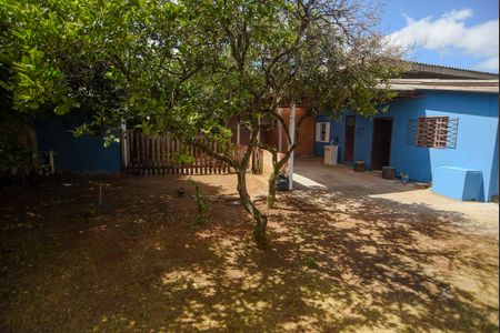 Casa para alugar com 243m², 2 quartos e 5 vagasQuintal