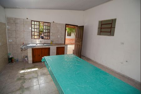 Casa para alugar com 243m², 2 quartos e 5 vagasCozinha