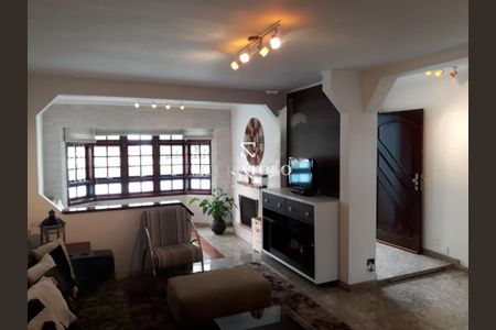 Casa à venda com 3 quartos, 220m² em Vila Andrade, São Paulo