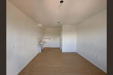 Quarto de kitnet/studio para alugar com 0 quarto, 25m² em Itaim Bibi, São Paulo