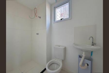 Studio para alugar com 25m², 0 quarto e sem vaga Studio para alugar com 25m², 0 quarto e sem vagaBanheiro