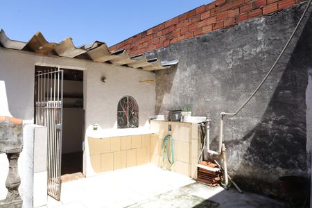 Casa à venda com 334m², 3 quartos e 4 vagasQuintal