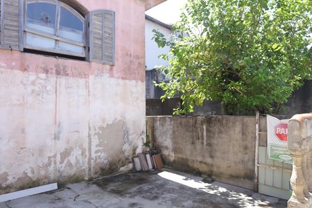 Casa à venda com 334m², 3 quartos e 4 vagasQuintal