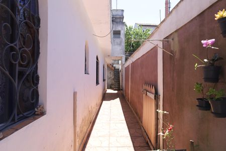 Casa à venda com 334m², 3 quartos e 4 vagasCorredor