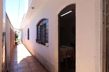 Casa à venda com 334m², 3 quartos e 4 vagasCorredor