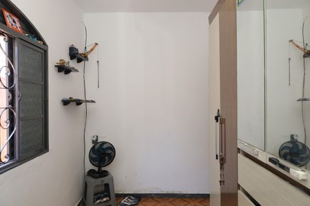 Casa à venda com 334m², 3 quartos e 4 vagasQuarto 3