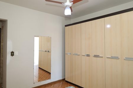 Casa à venda com 334m², 3 quartos e 4 vagasQuarto 1 - Suíte