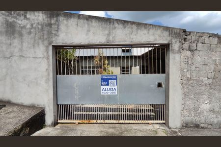 Casa para alugar com 45m², 2 quartos e 2 vagasFachada