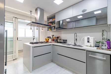 Apartamento à venda com 197m², 4 quartos e 3 vagas