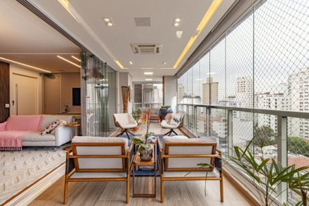 Apartamento à venda com 197m², 4 quartos e 3 vagas