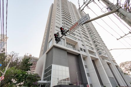 Apartamento para alugar com 92m², 2 quartos e 1 vaga Apartamento para alugar com 92m², 2 quartos e 1 vagaFachada