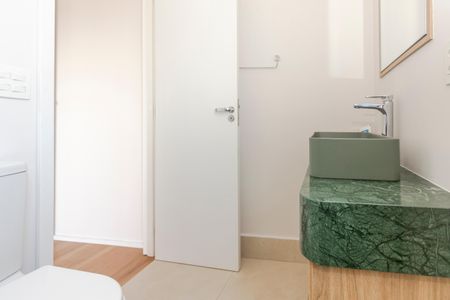 Apartamento para alugar com 92m², 2 quartos e 1 vaga Apartamento para alugar com 92m², 2 quartos e 1 vagaBanheiro da Suíte