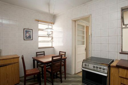 Apartamento à venda com 120m², 3 quartos e sem vagaCozinha + Áre ade Serviço + Despensa 