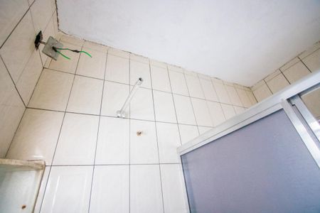 Casa para alugar com 100m², 2 quartos e sem vagaBanheiro social