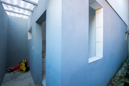 Casa para alugar com 100m², 2 quartos e sem vagaCorredor externo