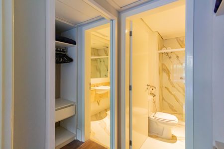 Apartamento à venda com 36m², 1 quarto e 1 vaga Apartamento à venda com 36m², 1 quarto e 1 vagaCloset