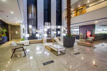 Apartamento à venda com 36m², 1 quarto e 1 vaga Apartamento à venda com 36m², 1 quarto e 1 vagaHall social