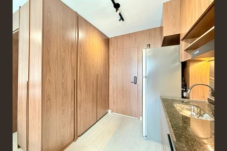 Apartamento para alugar com 27m², 1 quarto e sem vaga Apartamento para alugar com 27m², 1 quarto e sem vagaStudio