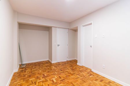 Apartamento à venda com 107m², 3 quartos e 1 vaga Apartamento à venda com 107m², 3 quartos e 1 vagaSuíte