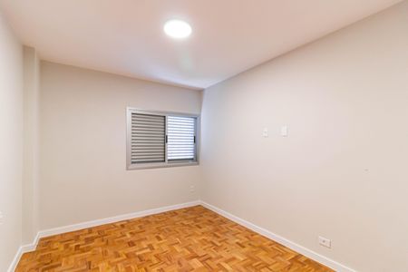 Apartamento à venda com 107m², 3 quartos e 1 vaga Apartamento à venda com 107m², 3 quartos e 1 vagaQuarto 2
